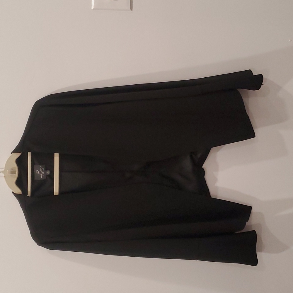 Open front bell sleeve Adrianna Papell blazer L